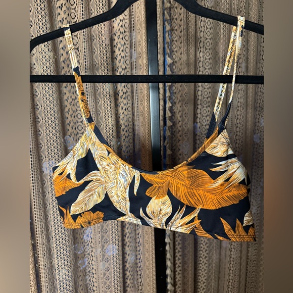 NWOT PrettyLittleThing Black 3 piece set - Picture 6 of 8